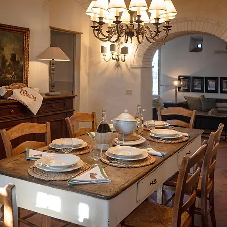 Holiday home Podere Cavalbianco Ciggiano