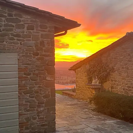 Podere Cavalbianco Feriehus *